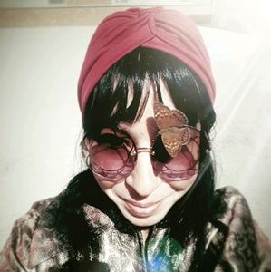 Meet your Posher, Vanessa